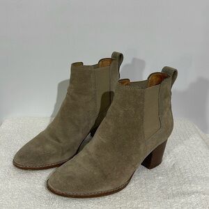 MADEWELL The Regan Boot in Suede Leather Color Tan Size 6
